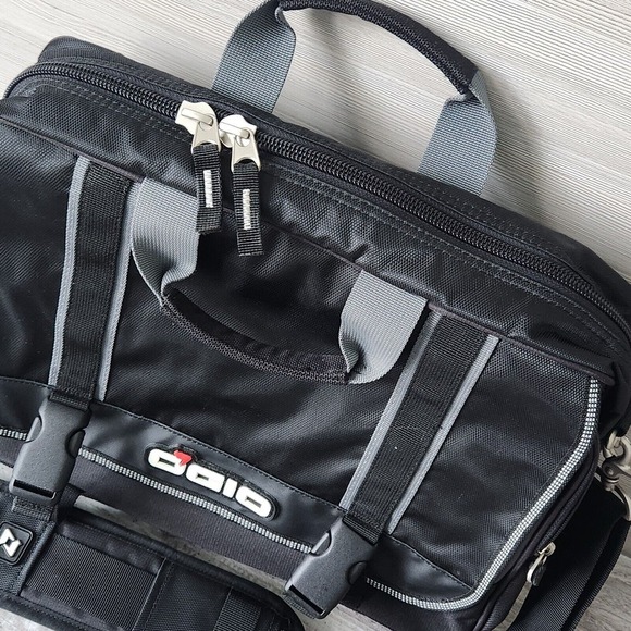OGIO Tek Spec 03506 Briefcase Messenger Bag Laptop Padded Bottom Black Strap - Picture 2 of 16